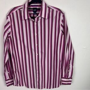 Gap Men's dress shirt pink purple white stripes medium fitted premium